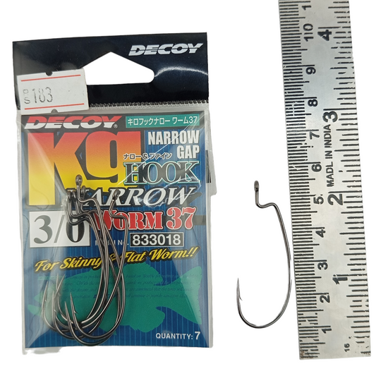 Decoy_Worm-37_KG_Hook_Narrow_Size_3-0