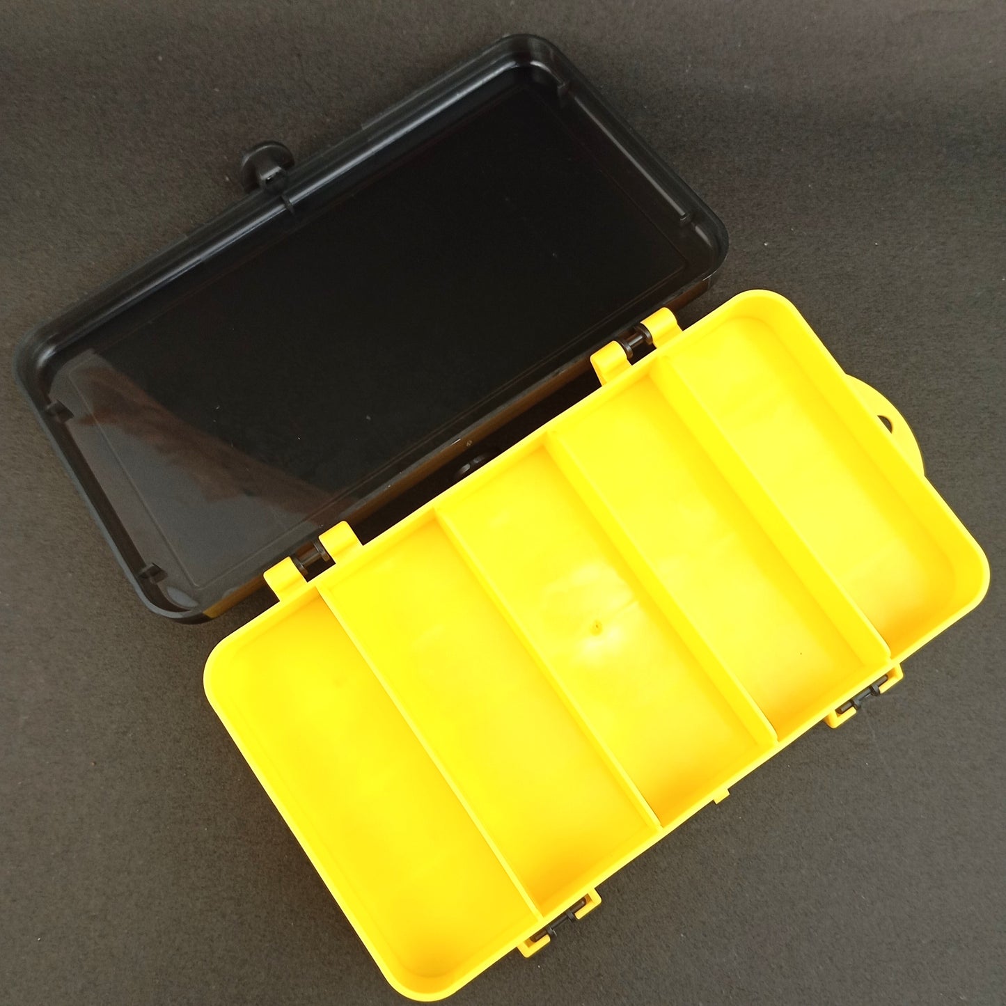 Double Sided Muilti Use Lure-Hook Box Open image