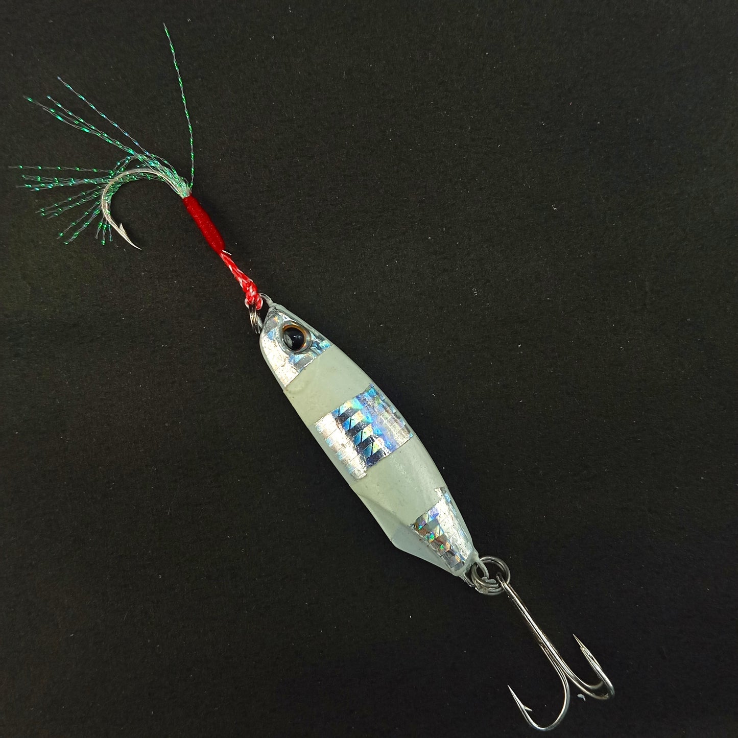 Pushpa Jigs Lure with Single Assist and Treble Hooks |40gms