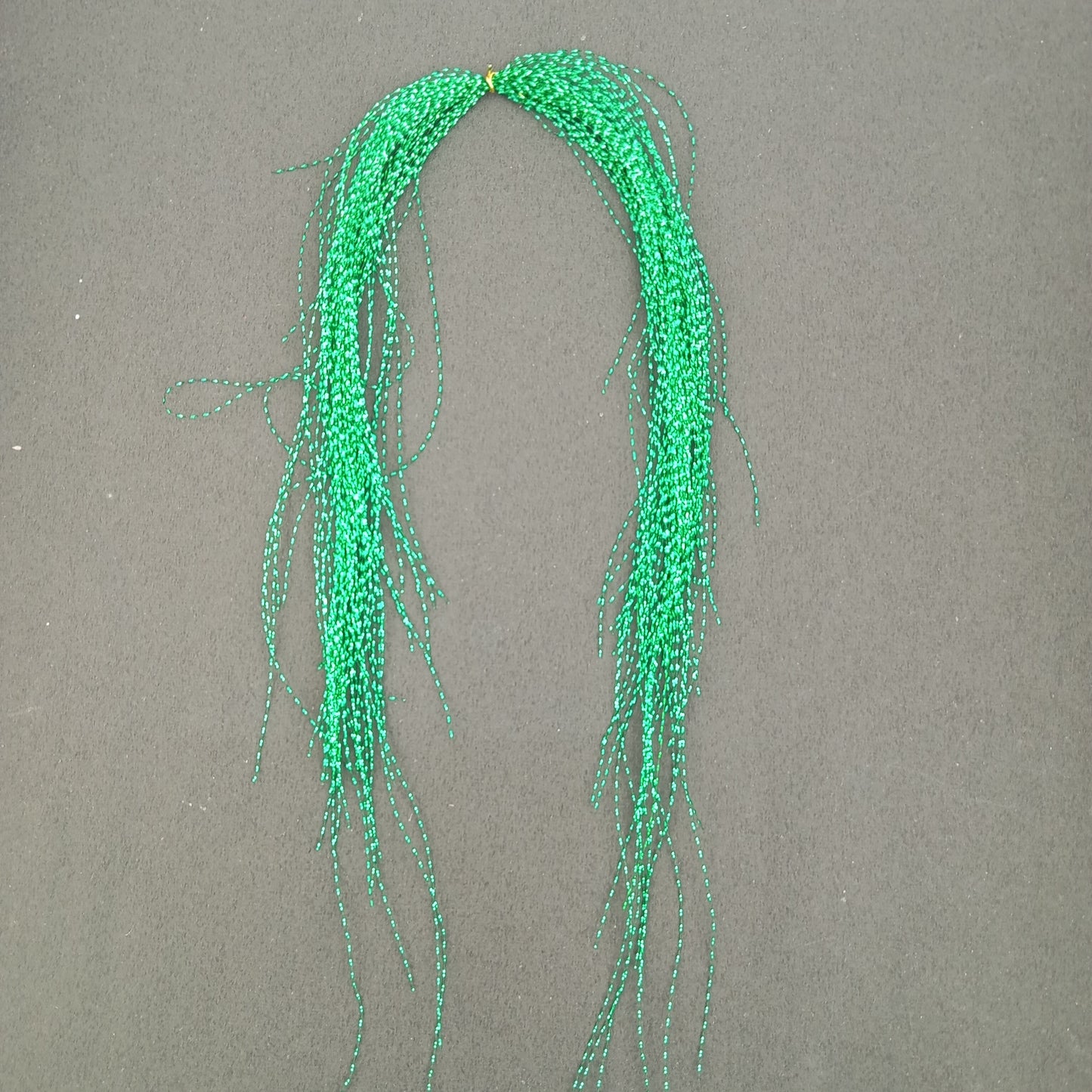 Sabiki_Teaser_Drak_Green_Close_Up_Image