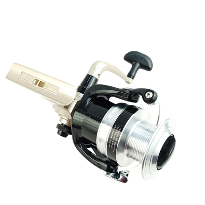 Daiwa DF 4000 A Spinning Fishing Reel Full View Close Up Image