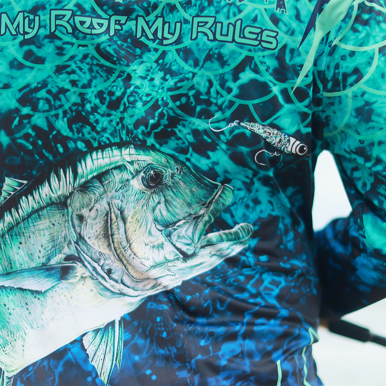 Eyida Reefsta UPF_50_ Hooded Performance Fishing T-Shirt back GT Image closeup