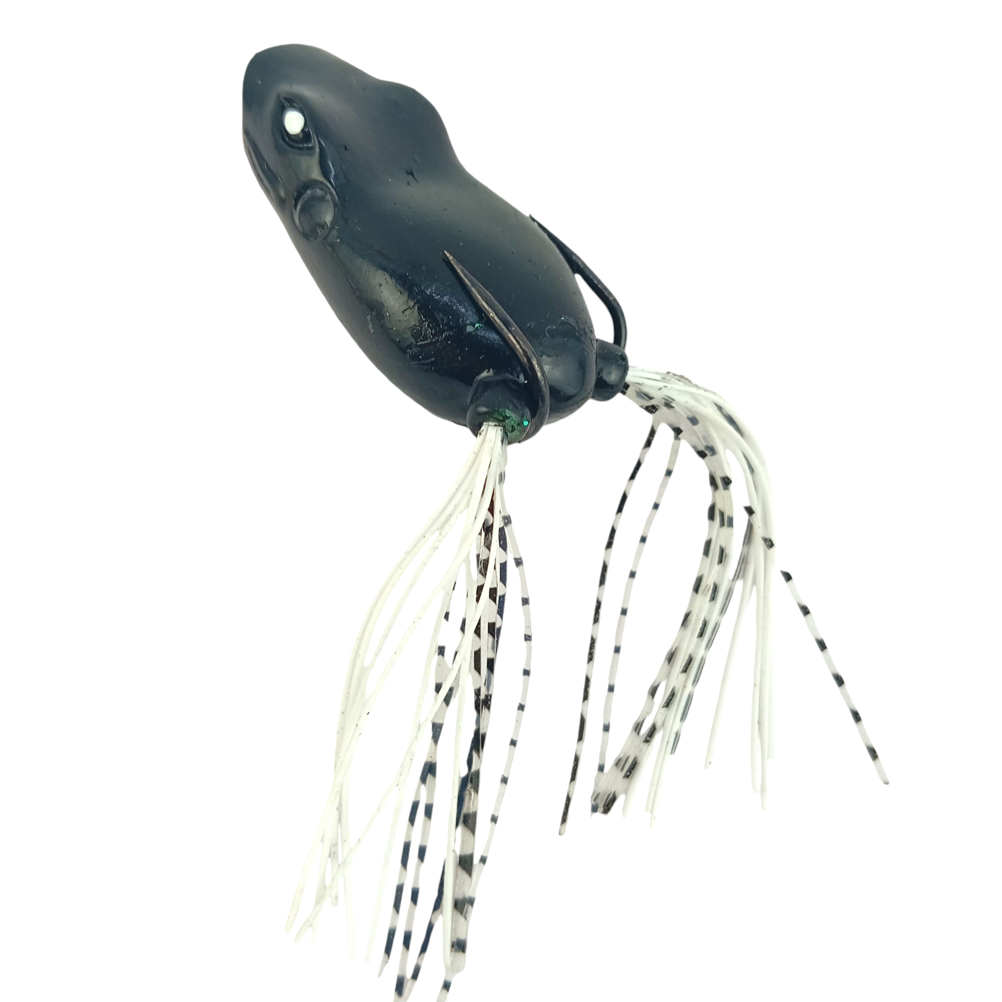 black frog fishing lure making it a must Xinghua Soft Weedless Frog 7/16oz: