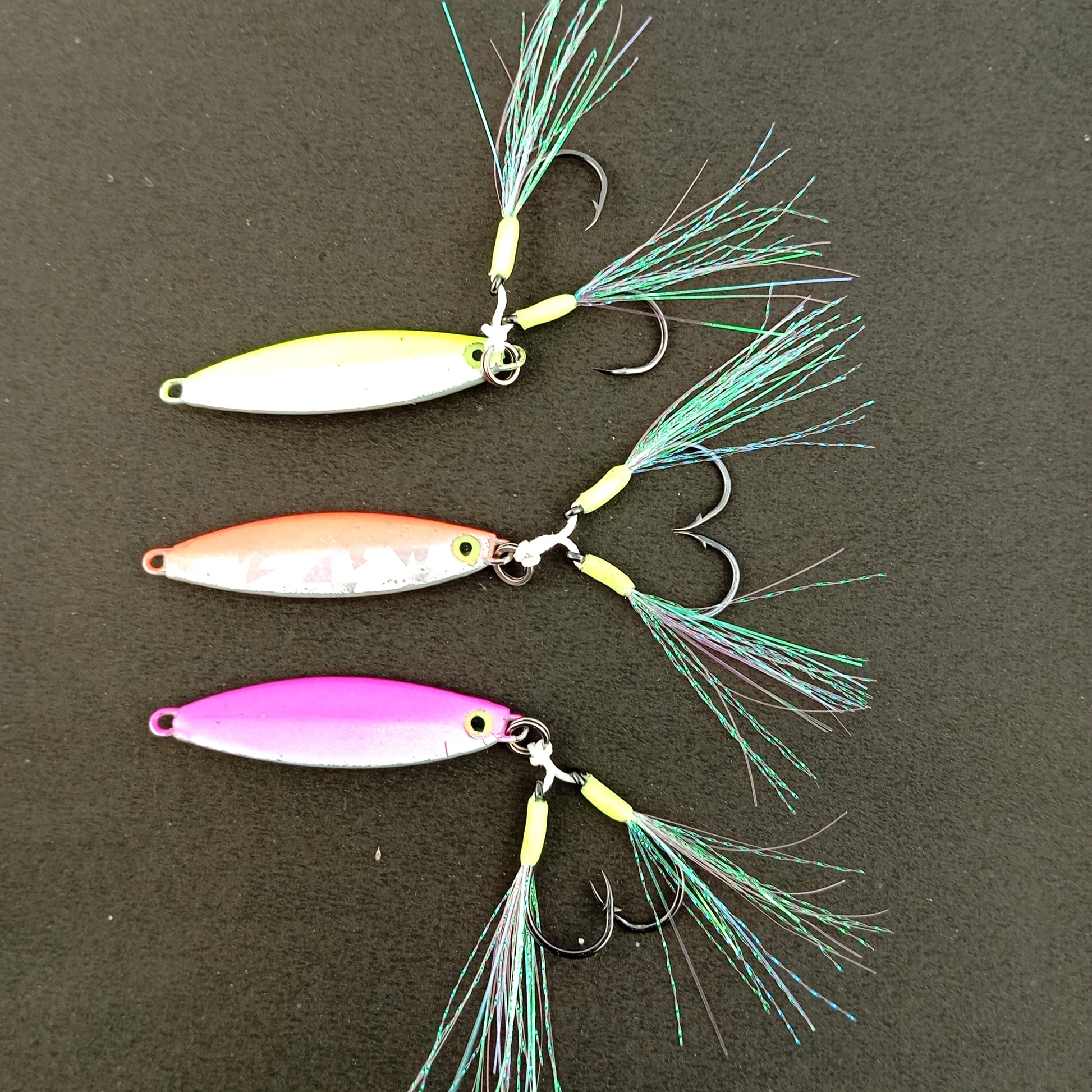 Matka Hand Made Jigs With Dual Glowing Assist Hooks Glowing Eye Design 20gms all Color Close  Image