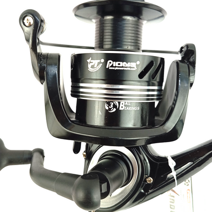 Pioneer  Argonaut XI AT-4000,AT-6000 XI Spinning Fishing Reel Close Up Image